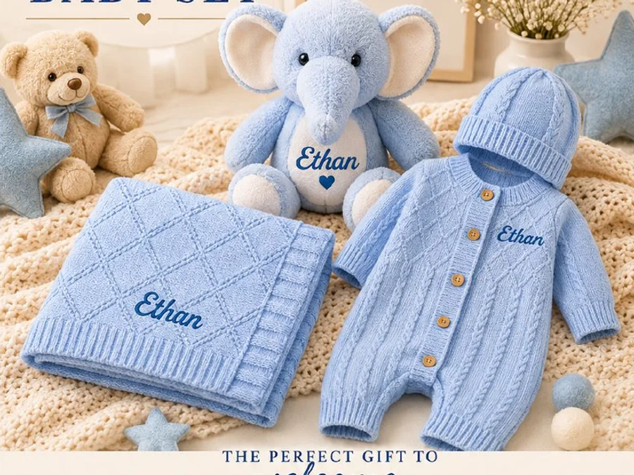 Blue four-piece personalized welcome baby set